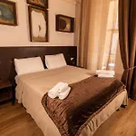 Duomo Luxury Suites